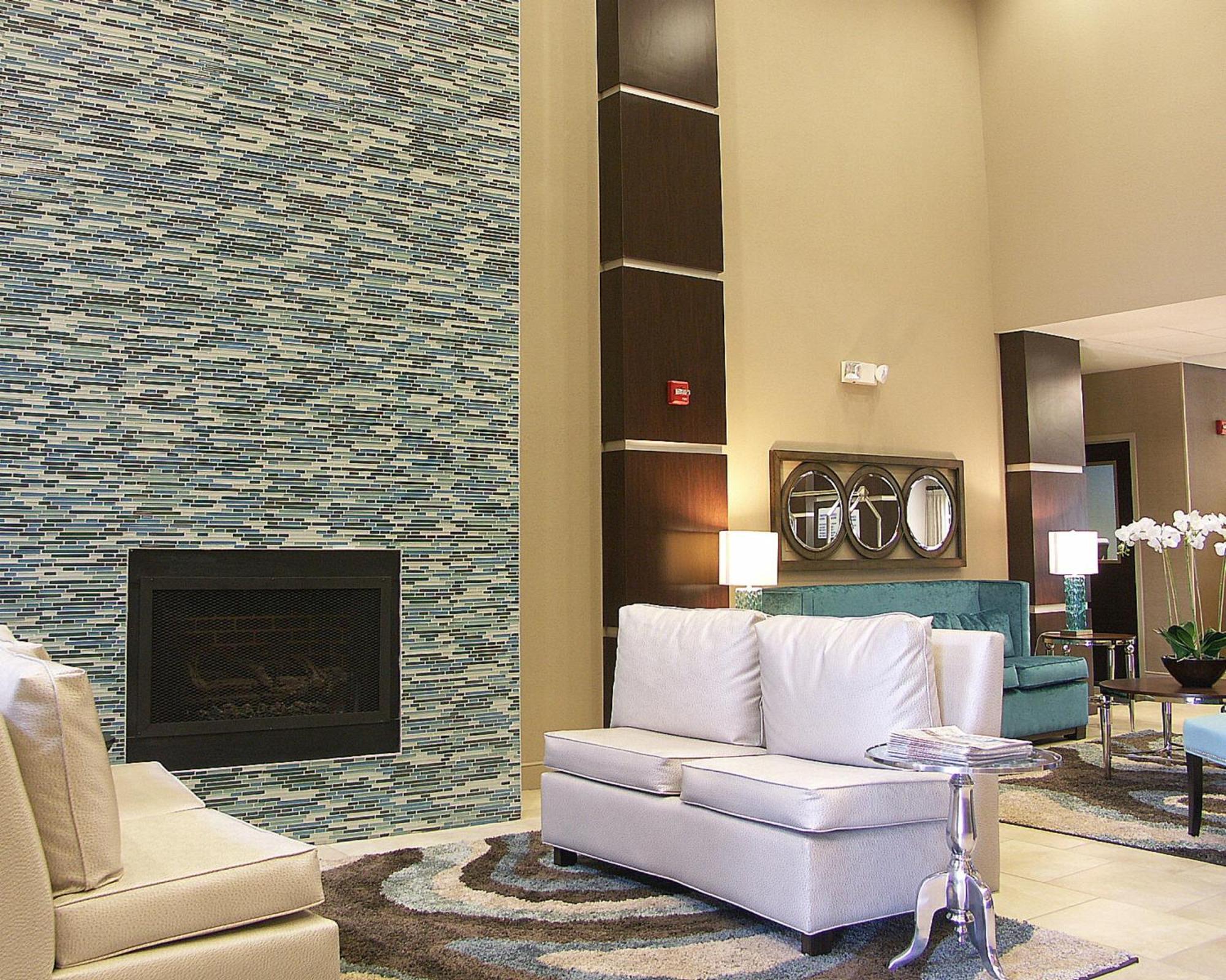 Holiday Inn Express & Suites - Cleveland Northwest By Ihg Esterno foto