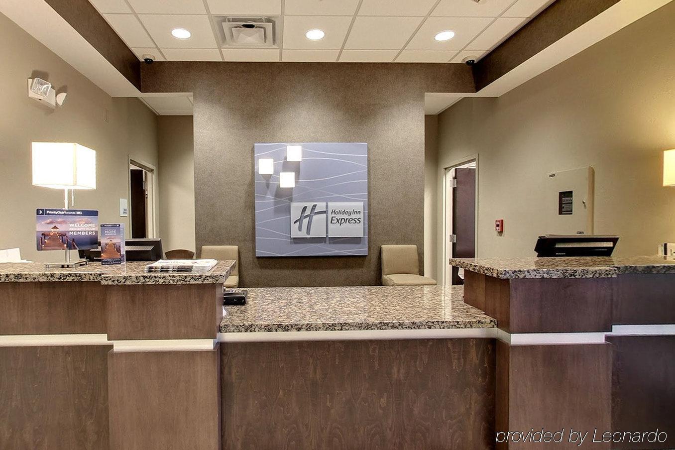 Holiday Inn Express & Suites - Cleveland Northwest By Ihg Esterno foto